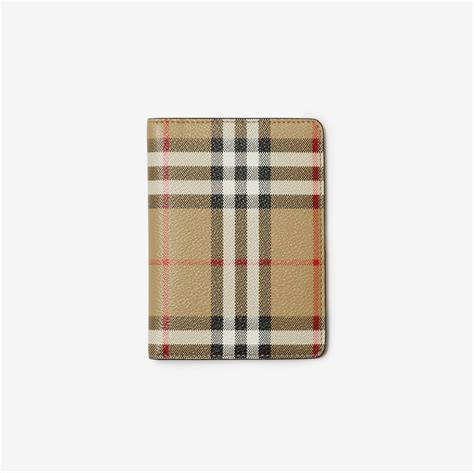 reisepasshülle burberry|Check Passport Holder in Archive beige .